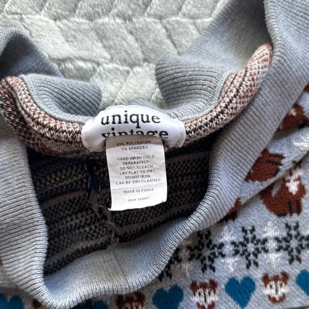 Unique Vintage Grey Foxes Pajama Pants Size 10/12